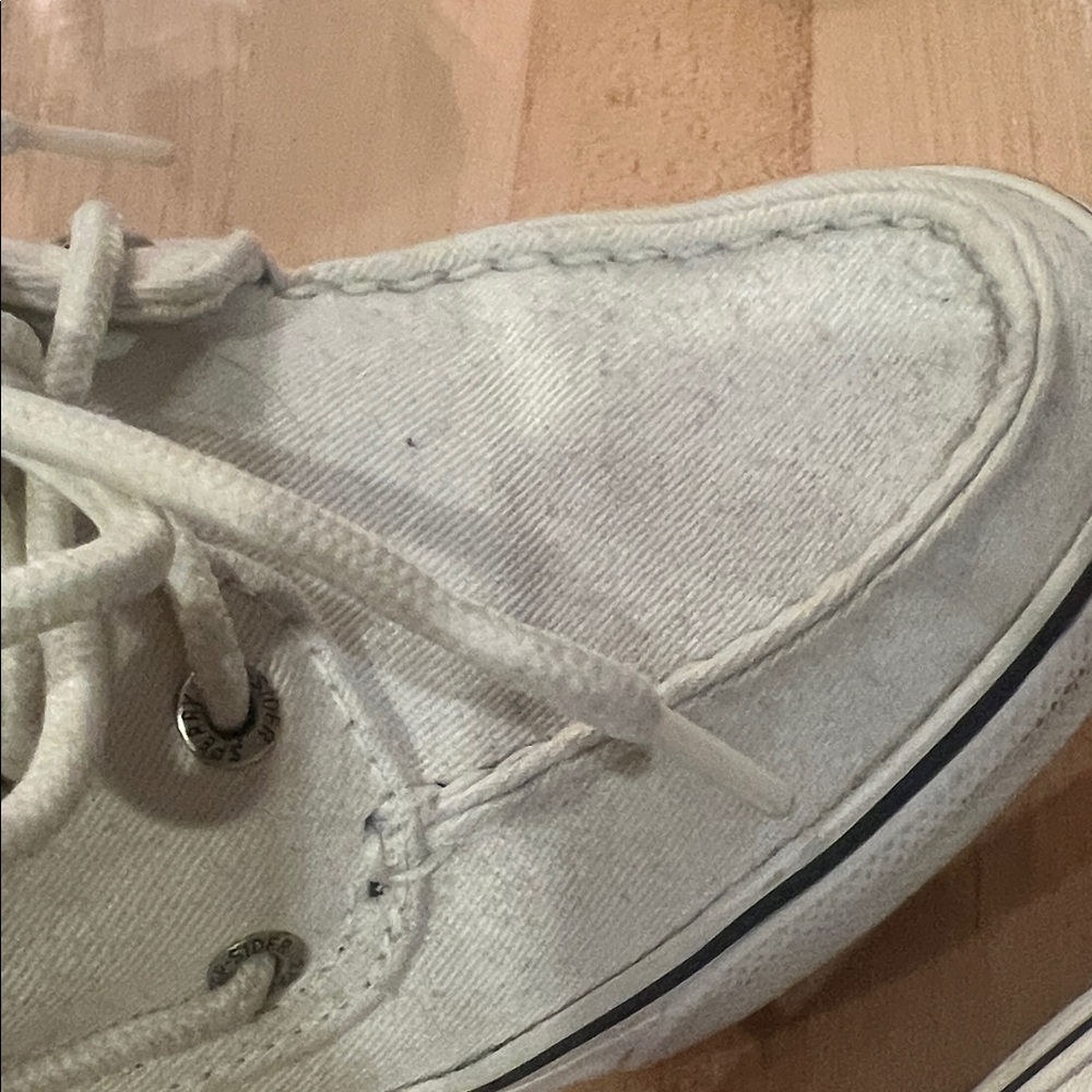 Sperry women’s White Boat Shoes - Picture 5 of 8